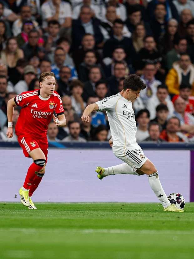 ريال مدريد يحسم التأهل لدور الـ 16 من دوري الأبطال بعد الفوز علي بنفيكا 2-1،