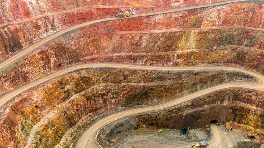 الجبل الذي ينتج 40% من ذهب العالم.. وثروته تتجاوز نصف تريليون دولار