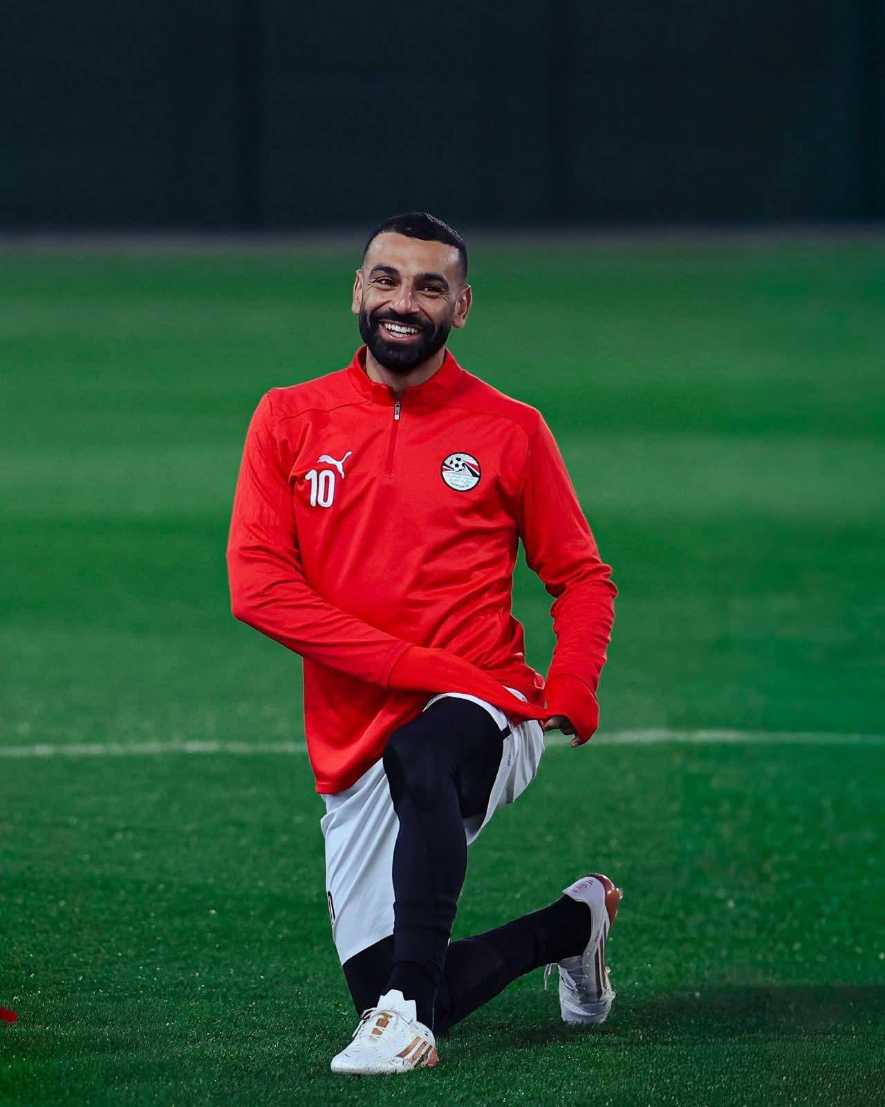 سلوت: لا توجد مشكلة مع صلاح.. وسعيد بعودته بعد نهاية كأس الأمم الأفريقية