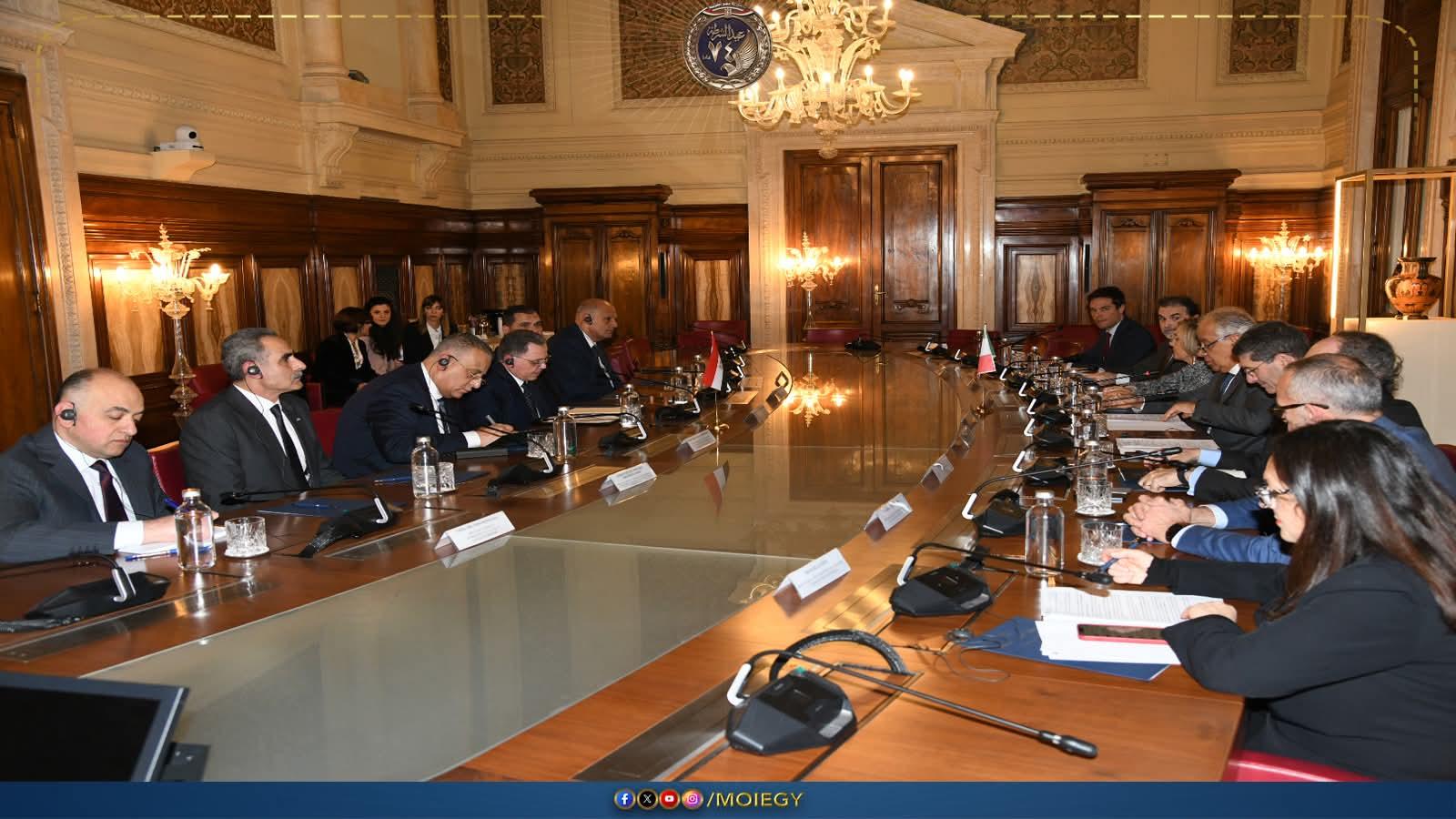وزير الداخلية في زيارة رسمية لدولة إيطاليا لعقد جلسة مباحثات موسعة برئاسة الوزيرين بمقر وزارة الداخلية الإيطالية