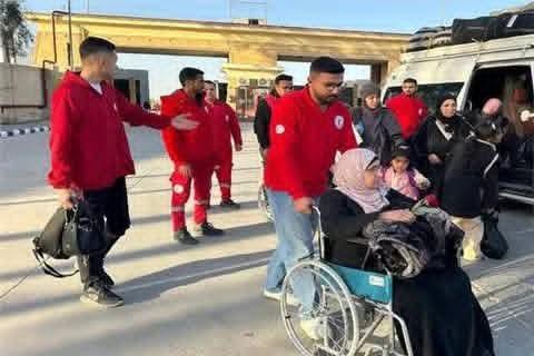 الاحتلال يمنع سفر المرضى عبر معبر رفح ويلغي مغادرة الدفعة الثالثة