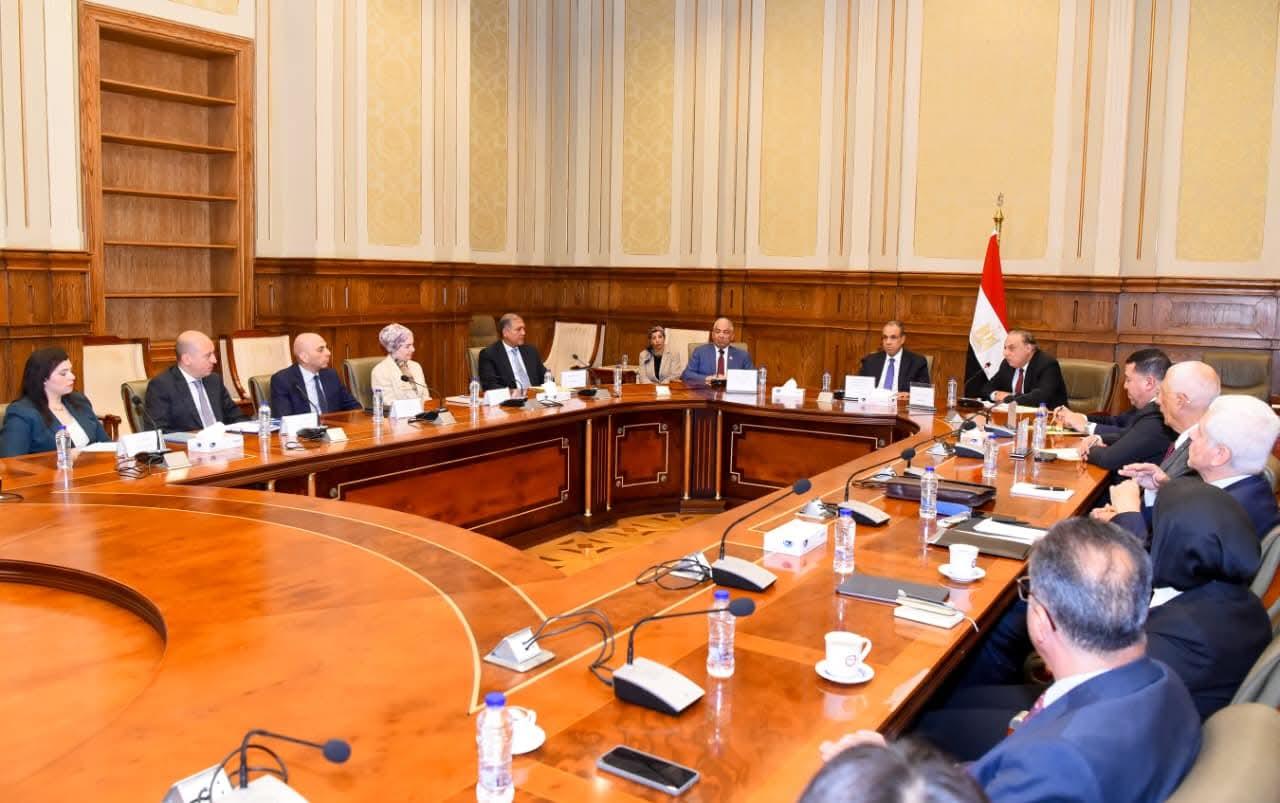وزير الخارجية يلتقي مع لجنة العلاقات الخارجية والعربية والأفريقية بمجلس الشيوخ