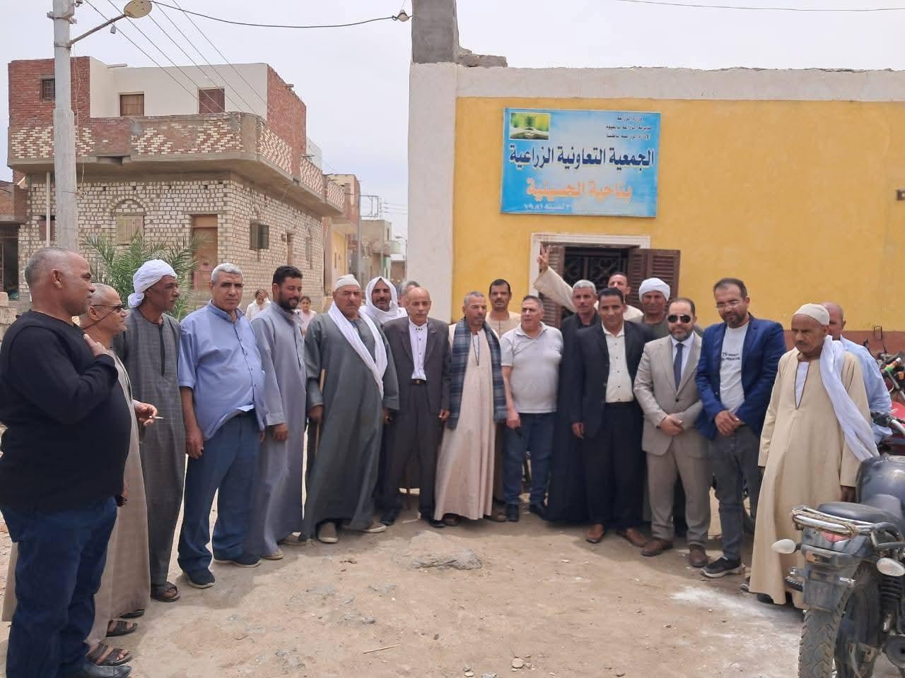 وكيل وزارة الزراعة بالفيوم يتابع إنطلاق أول أيام صرف الأسمدة بمركز إطسا
