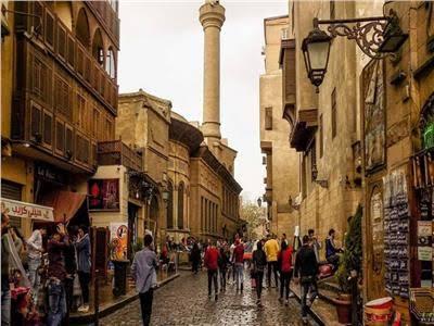 القاهره فى الخمسينيات ۔۔۔۔ شارع المعز لدين الله۔۔ الشارع الاعظم بالقاهرة