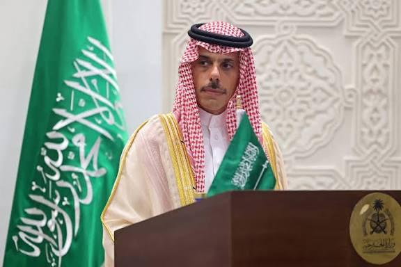 الأمير فيصل بن فرحان : لن تحدد مساهمتها في إعادة إعمار غزة قبل اتضاح معالم نهاية حقيقية للصراع في القطاع